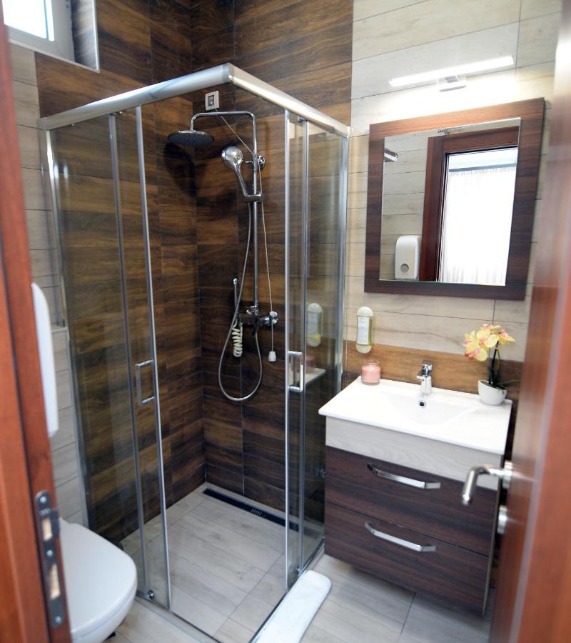 Lucani Apartmani Carolija מראה חיצוני תמונה