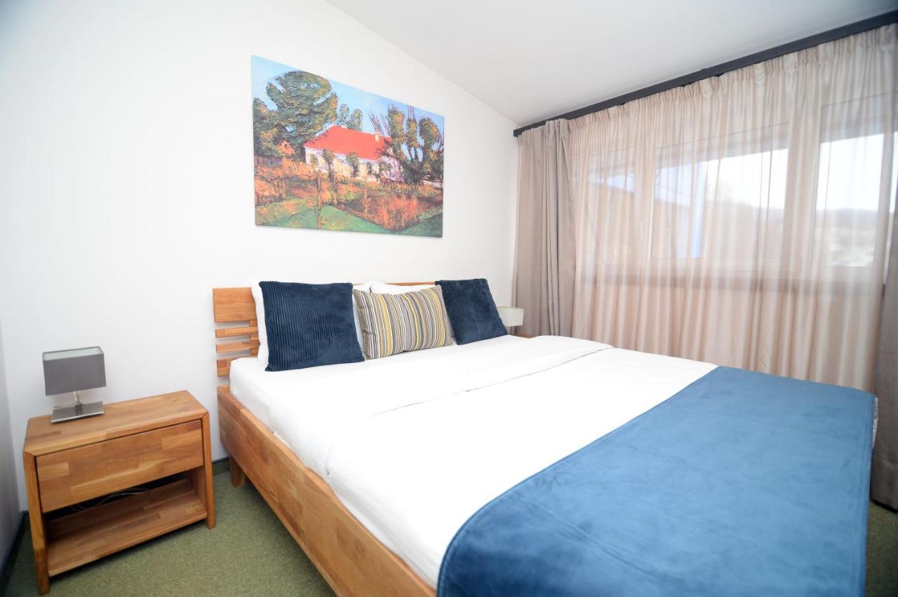 Lucani Apartmani Carolija מראה חיצוני תמונה