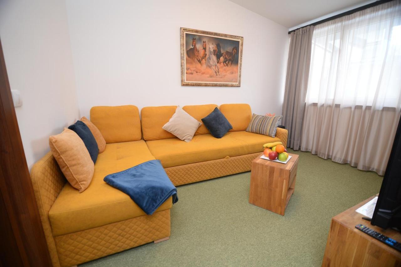 Lucani Apartmani Carolija מראה חיצוני תמונה