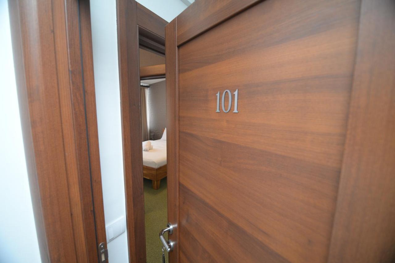 Lucani Apartmani Carolija מראה חיצוני תמונה