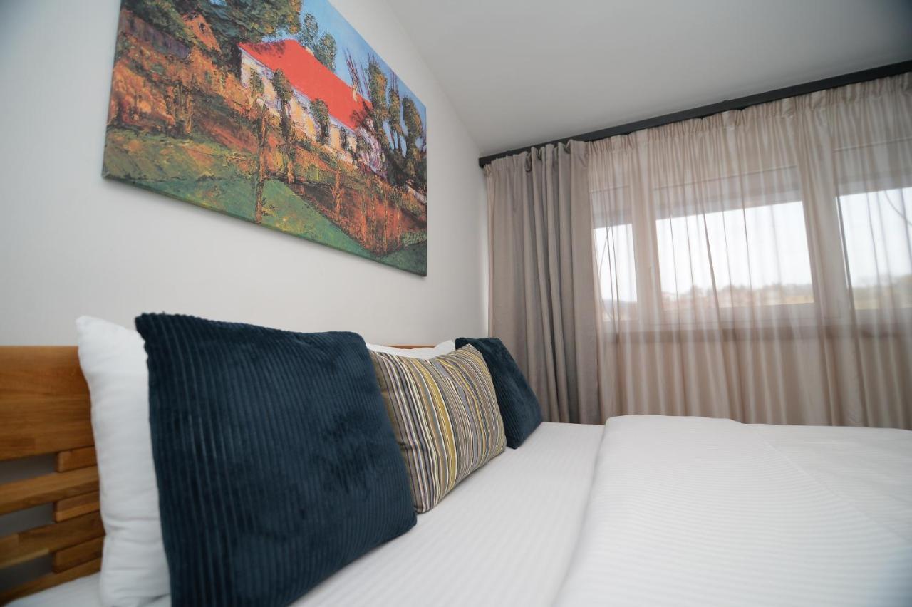Lucani Apartmani Carolija מראה חיצוני תמונה